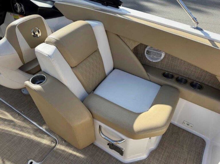 2016 Scarab 255 HO Platinum US-PSBSD071K516 [photo 17]